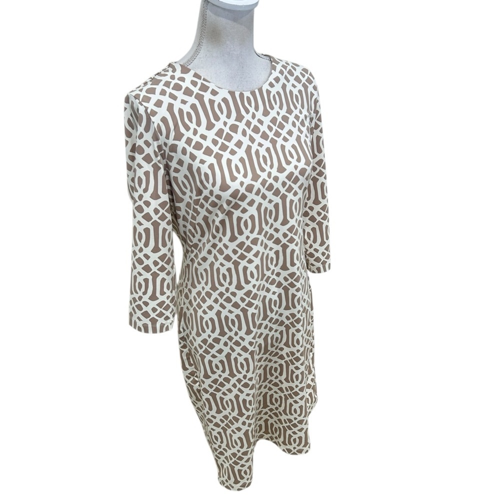 J. McLaughlin Tan and White Patterned Long Sleeve Dress signature fabric large - Picture 3 of 9
